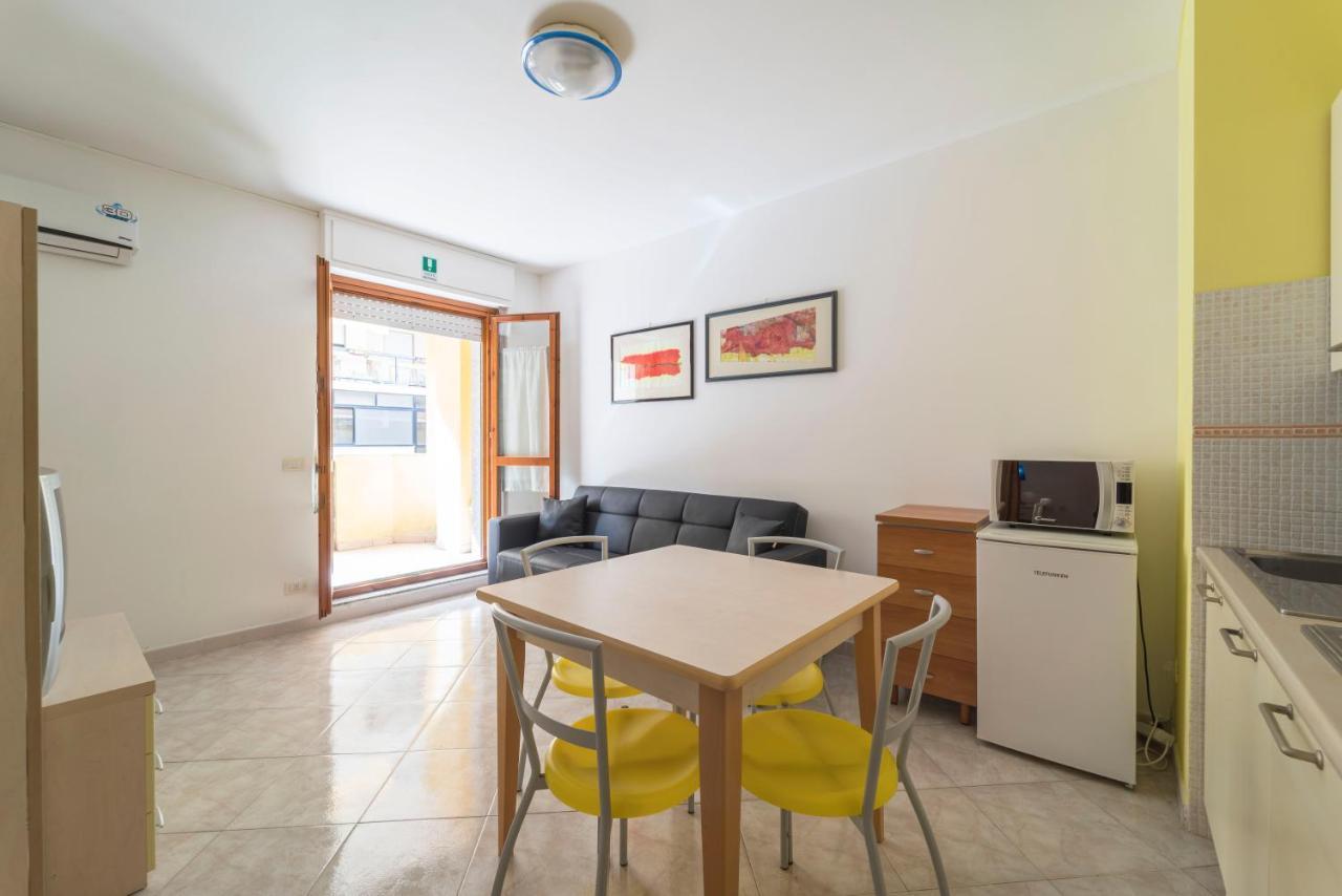 Milka Apartment Alghero Buitenkant foto