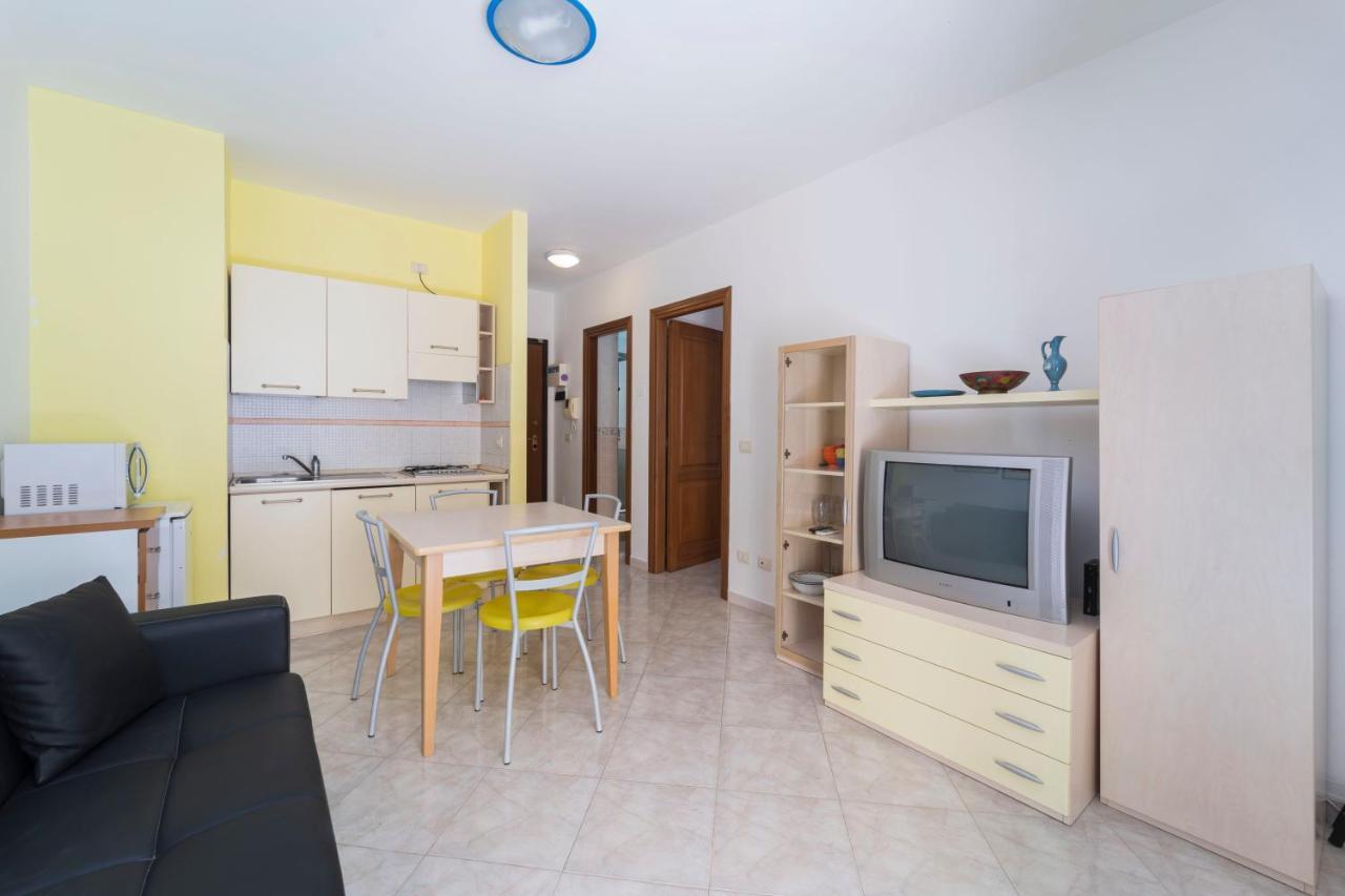 Milka Apartment Alghero Buitenkant foto
